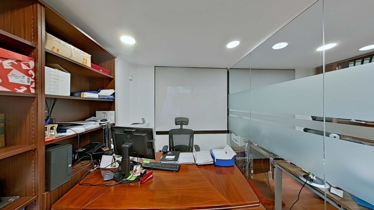 9 Bed Office in Marbella