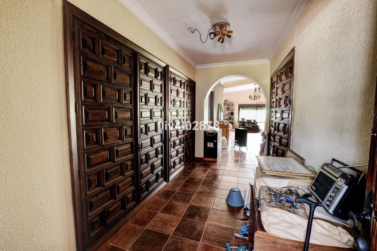 7 Bed Detached Villa in Málaga