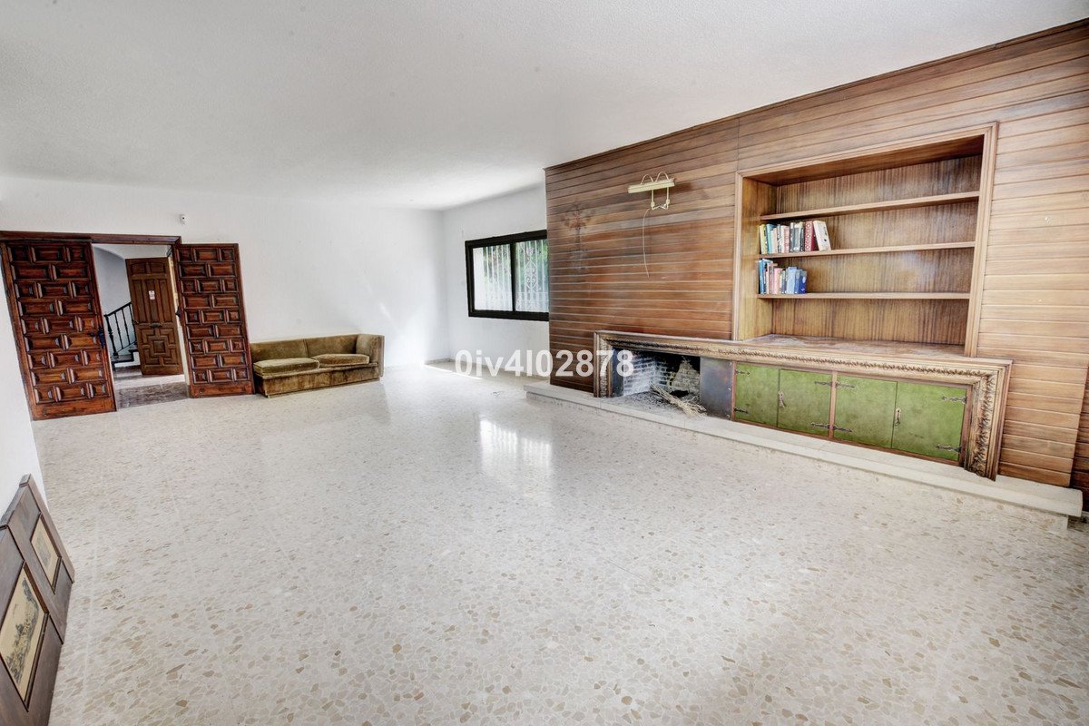 7 Bed Detached Villa in Málaga