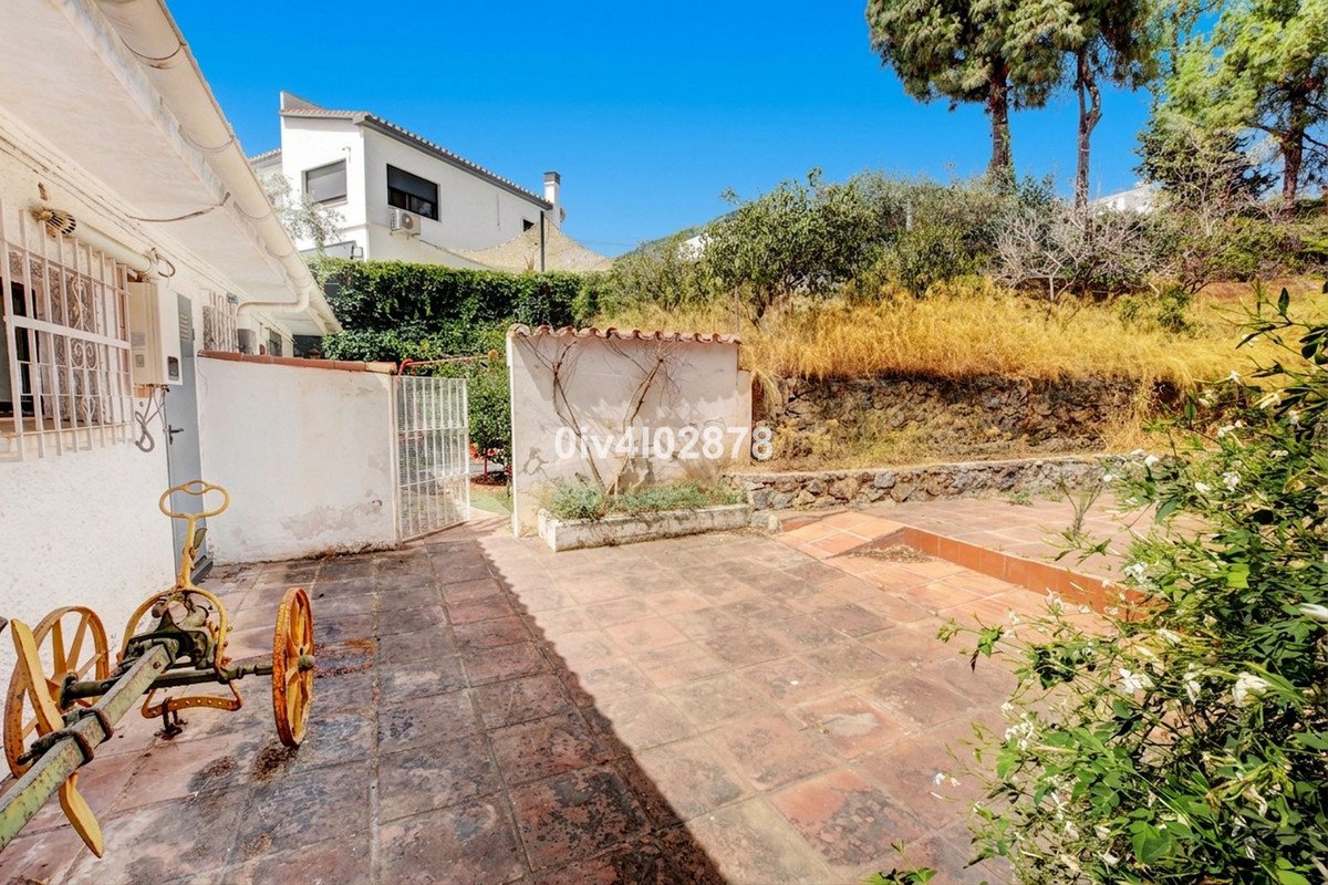 7 Bed Detached Villa in Málaga