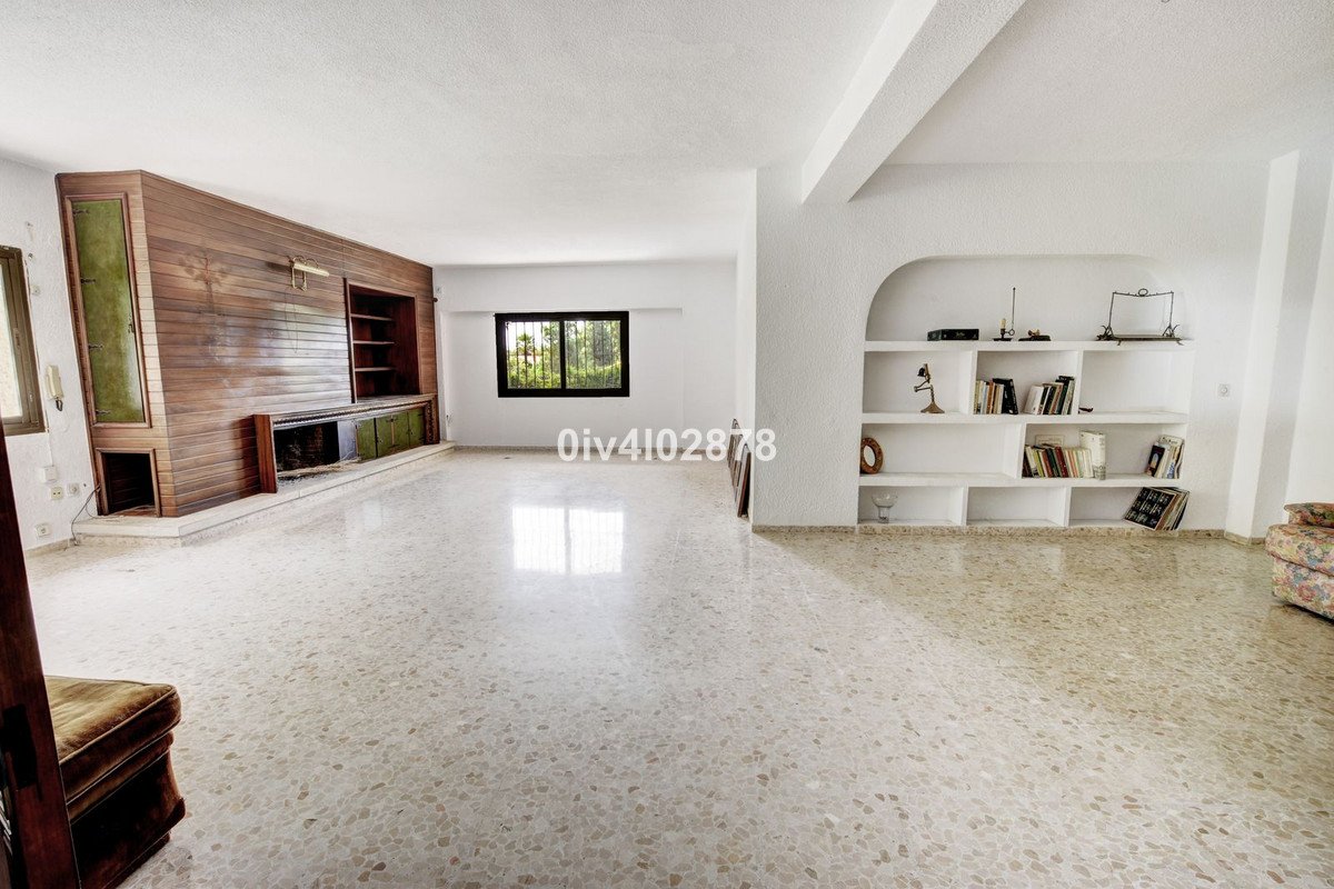 7 Bed Detached Villa in Málaga