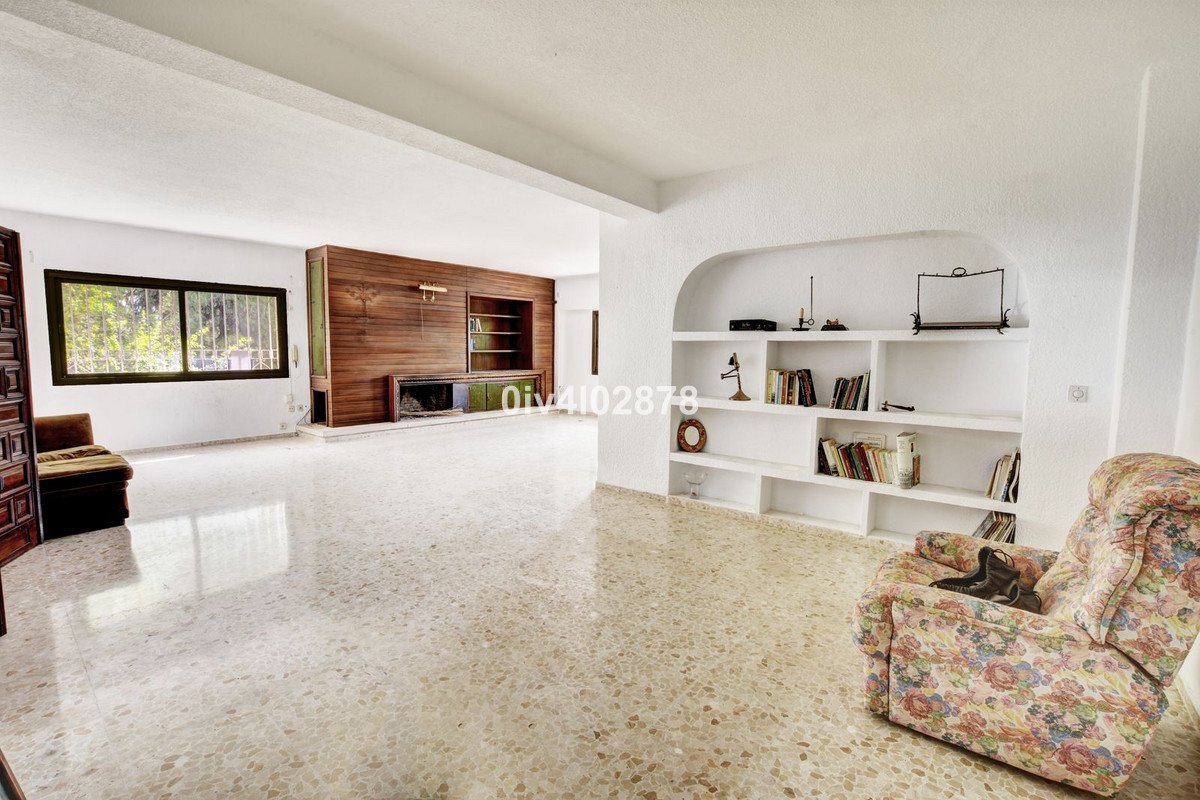 7 Bed Detached Villa in Málaga