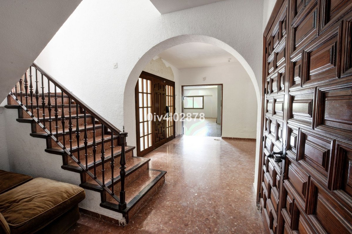 7 Bed Detached Villa in Málaga