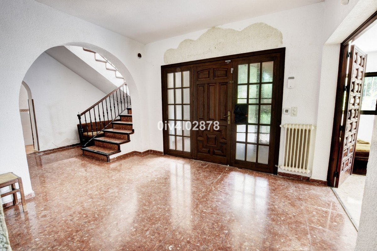 7 Bed Detached Villa in Málaga