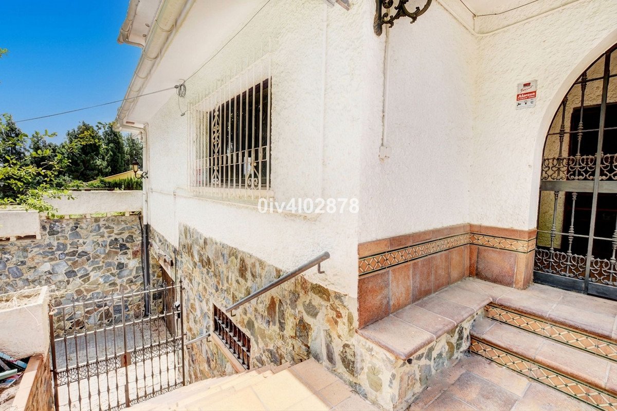 7 Bed Detached Villa in Málaga