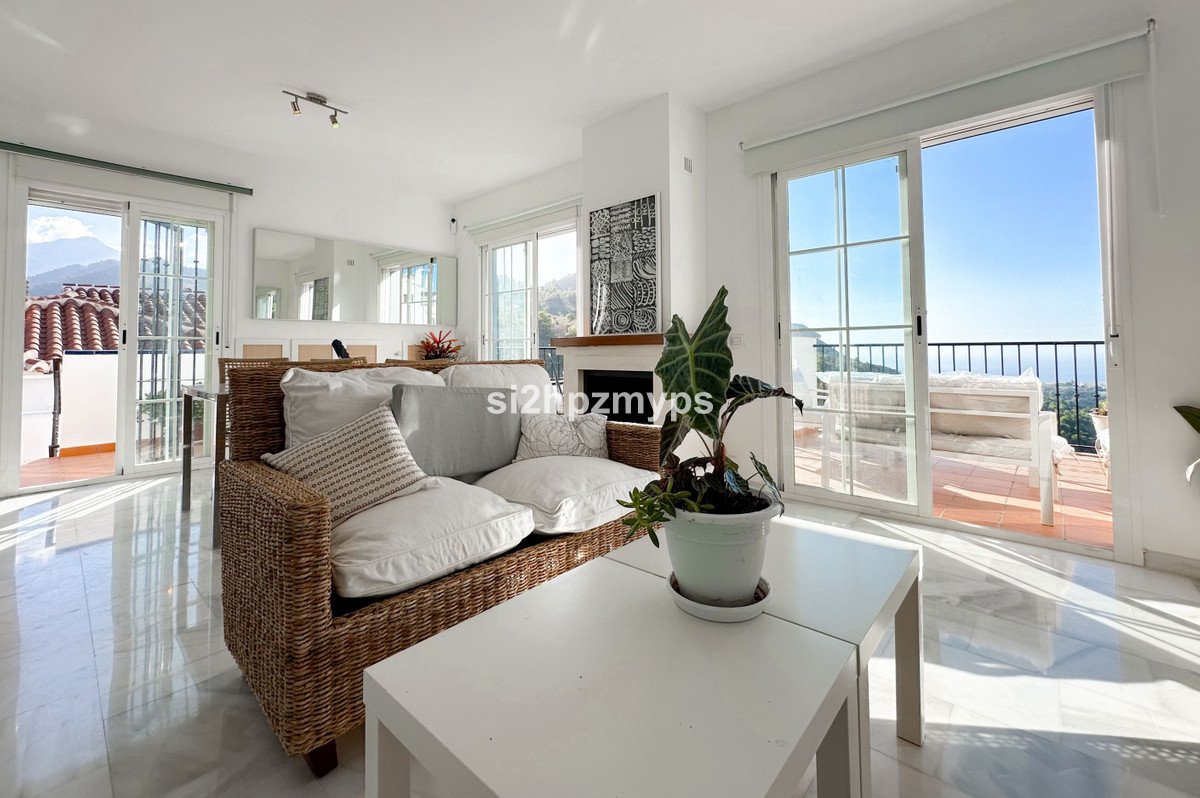 3 Bed Townhouse in Frigiliana