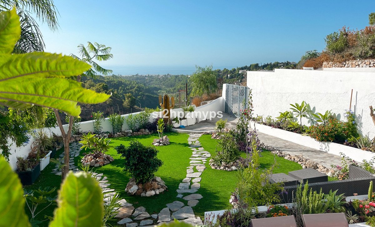 3 Bed Townhouse in Frigiliana