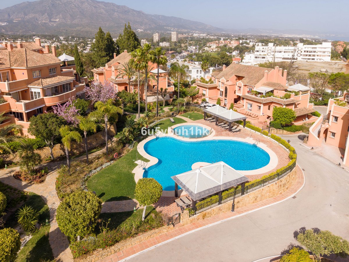 3 Bed Penthouse Duplex in Marbella