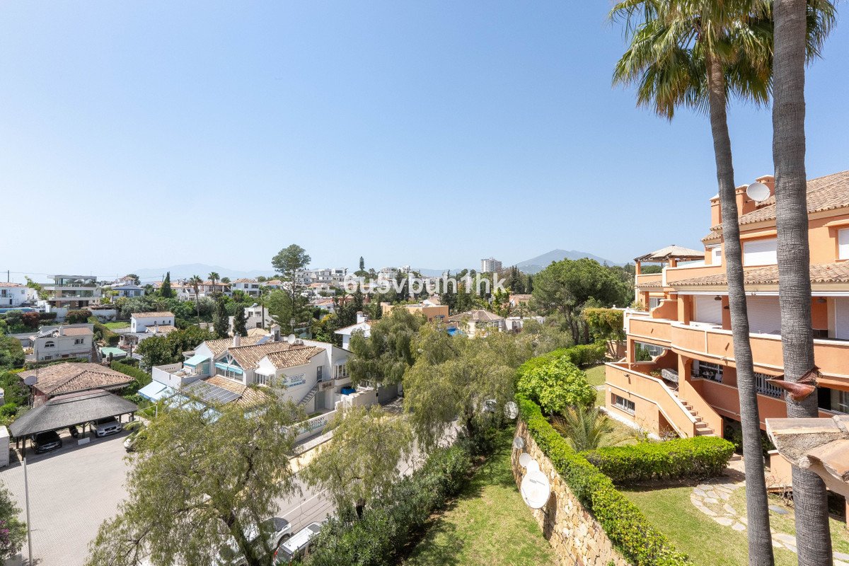 3 Bed Penthouse Duplex in Marbella