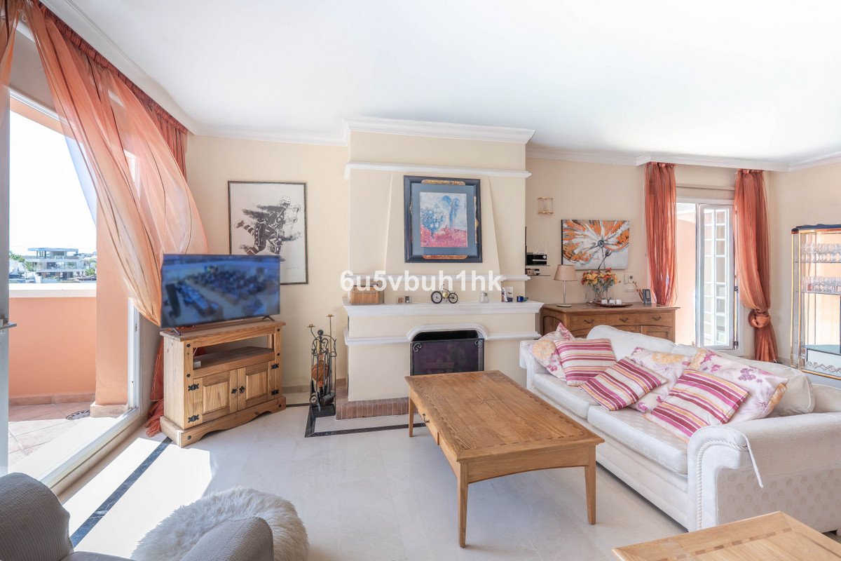 3 Bed Penthouse Duplex in Marbella