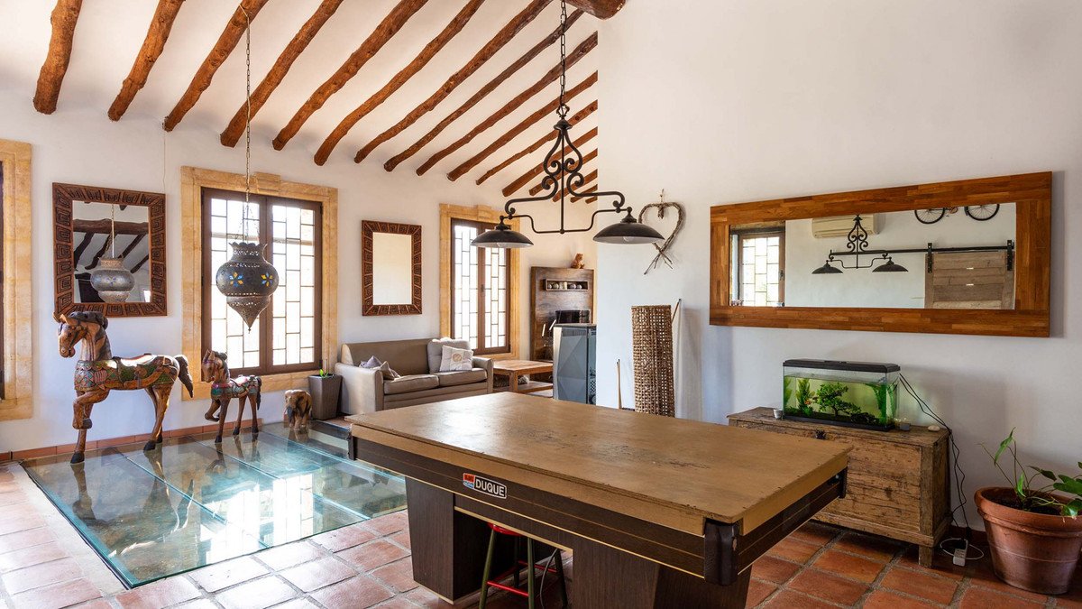 5 Bed Finca - Cortijo in Jalon