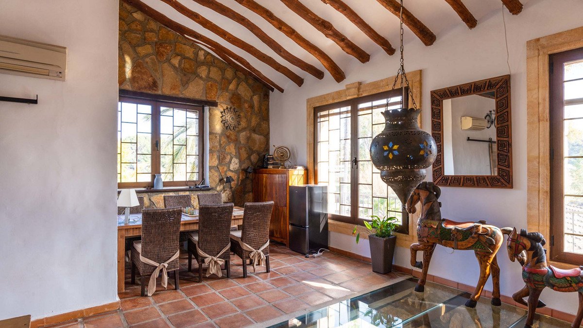 5 Bed Finca - Cortijo in Jalon