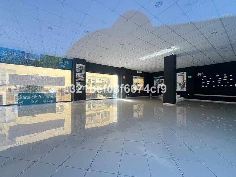 Commercial in Estepona