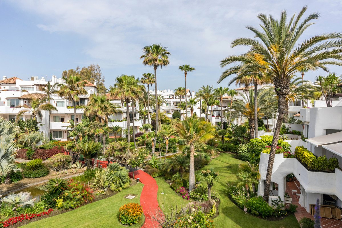4 Bed Penthouse Duplex in Puerto Banús