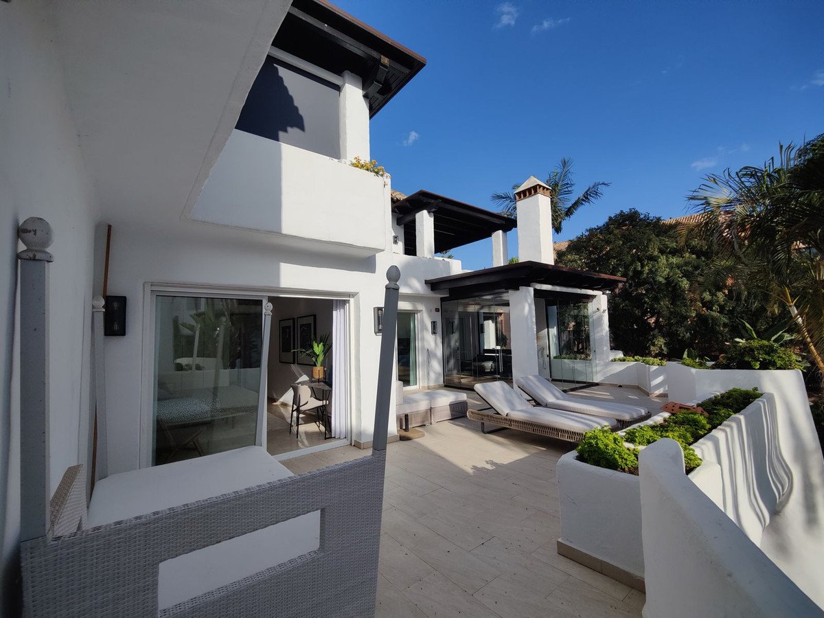 4 Bed Penthouse Duplex in Puerto Banús