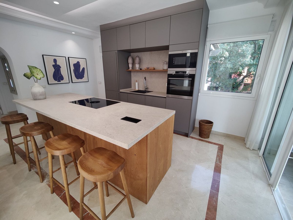 4 Bed Penthouse Duplex in Puerto Banús