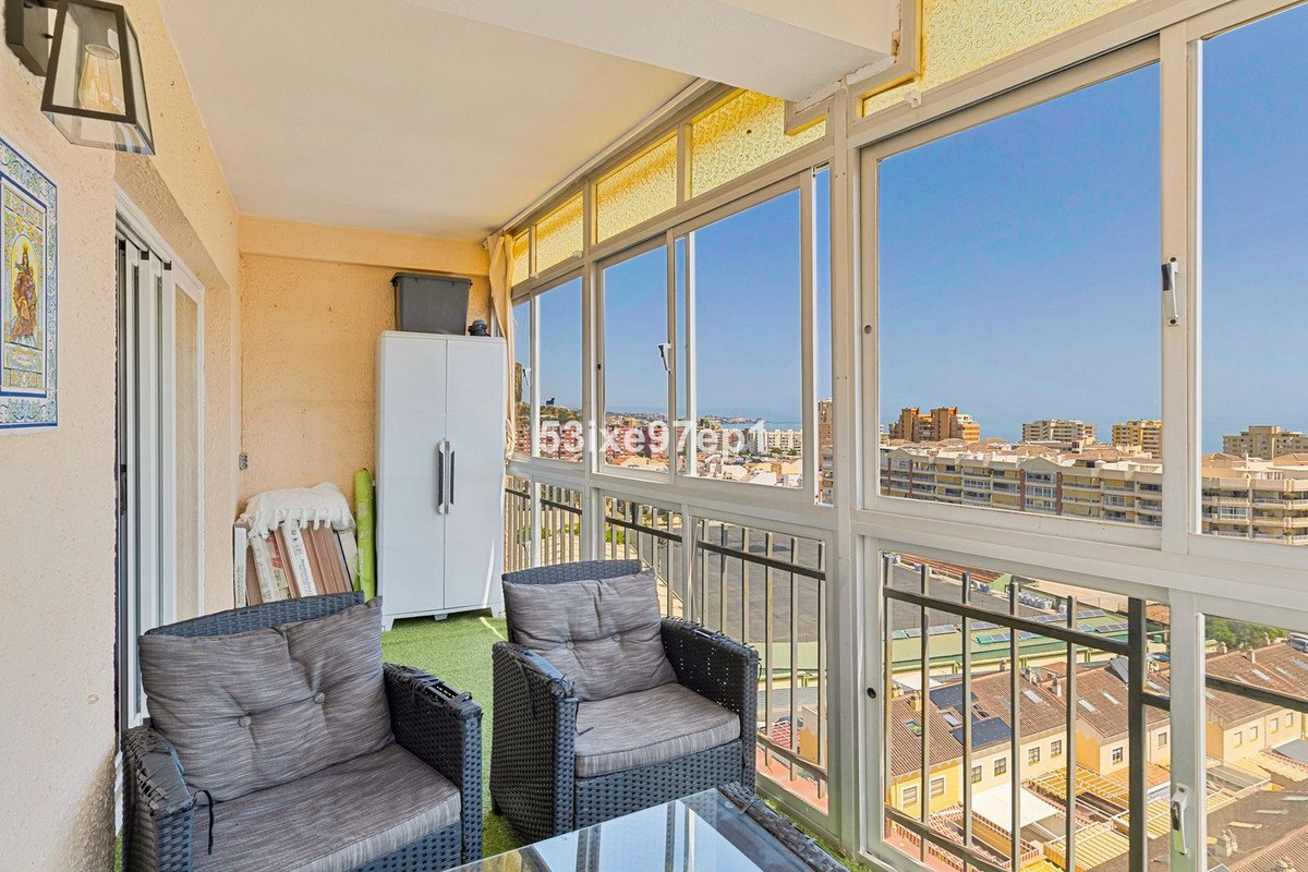 2 Bed Top Floor Apartment in Los Boliches