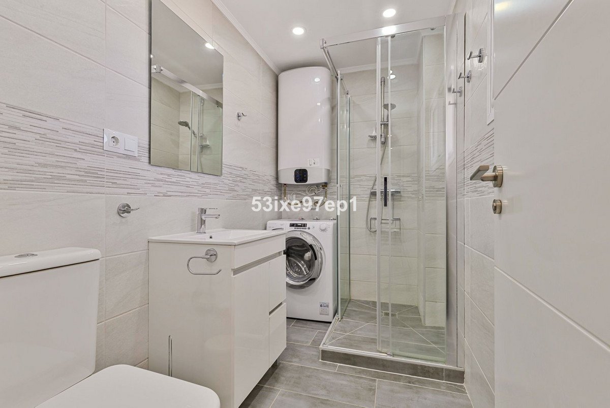 2 Bed Top Floor Apartment in Los Boliches