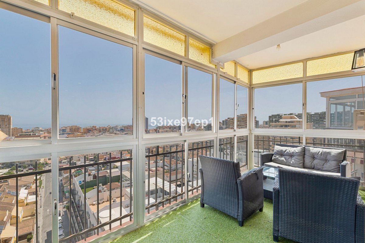 2 Bed Top Floor Apartment in Los Boliches