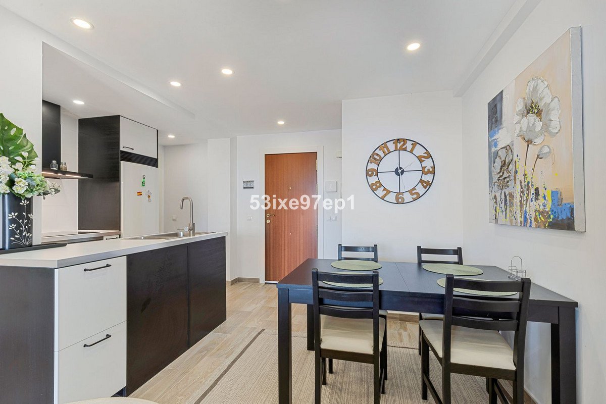 2 Bed Top Floor Apartment in Los Boliches