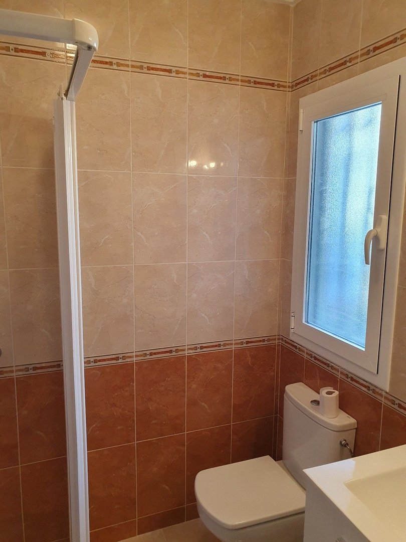 2 Bed Top Floor Apartment in El Paraiso