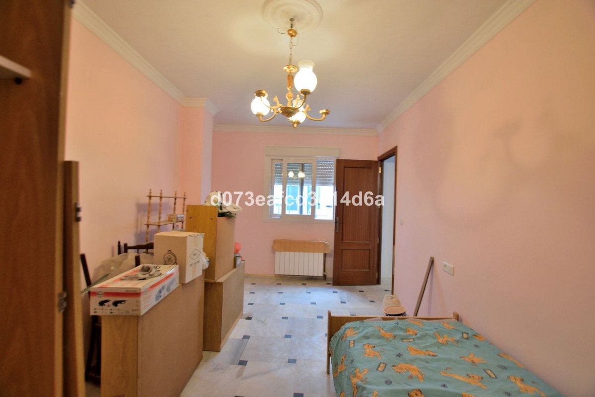 11 Bed Apartment Complex in Ronda