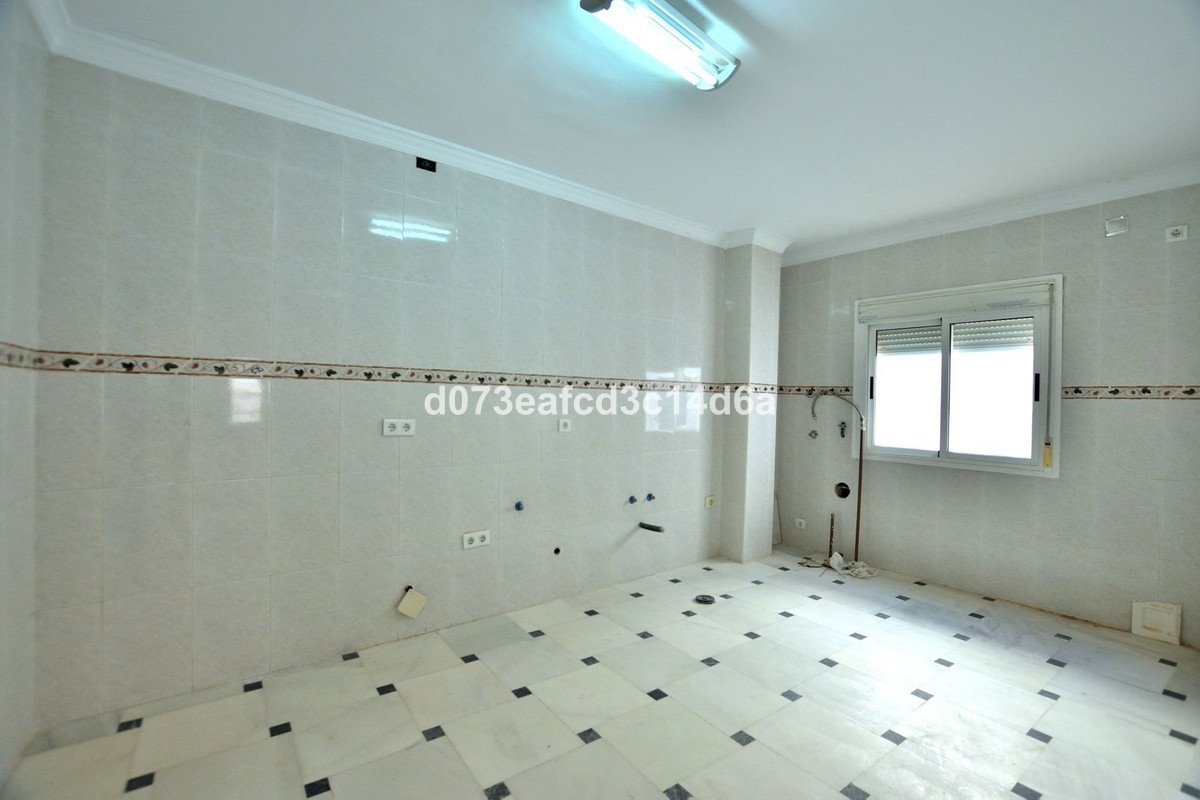 11 Bed Apartment Complex in Ronda