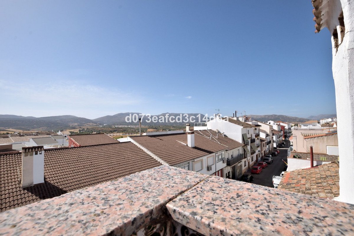 11 Bed Apartment Complex in Ronda