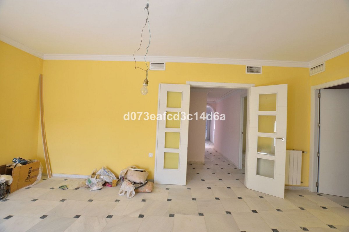 11 Bed Apartment Complex in Ronda