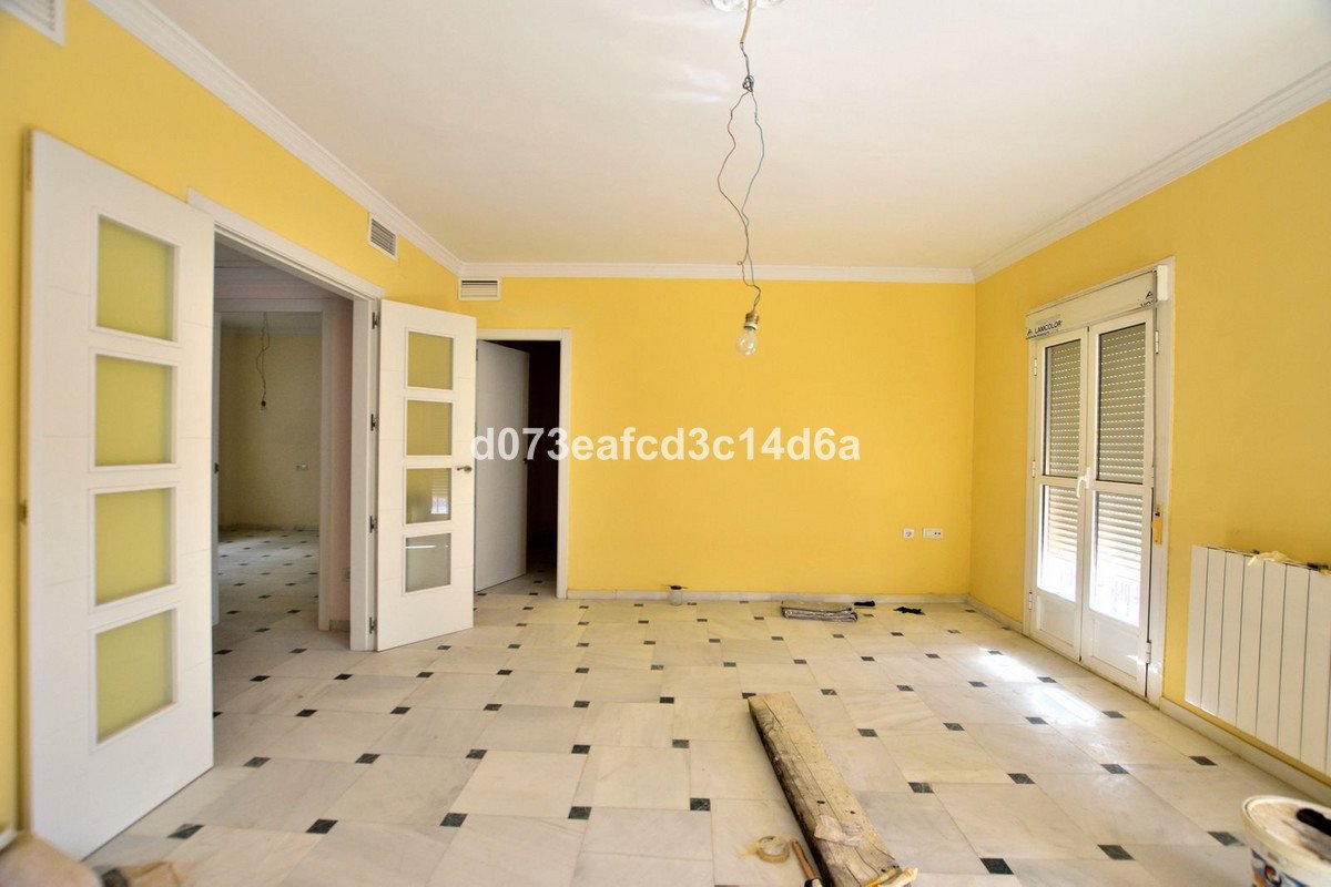11 Bed Apartment Complex in Ronda