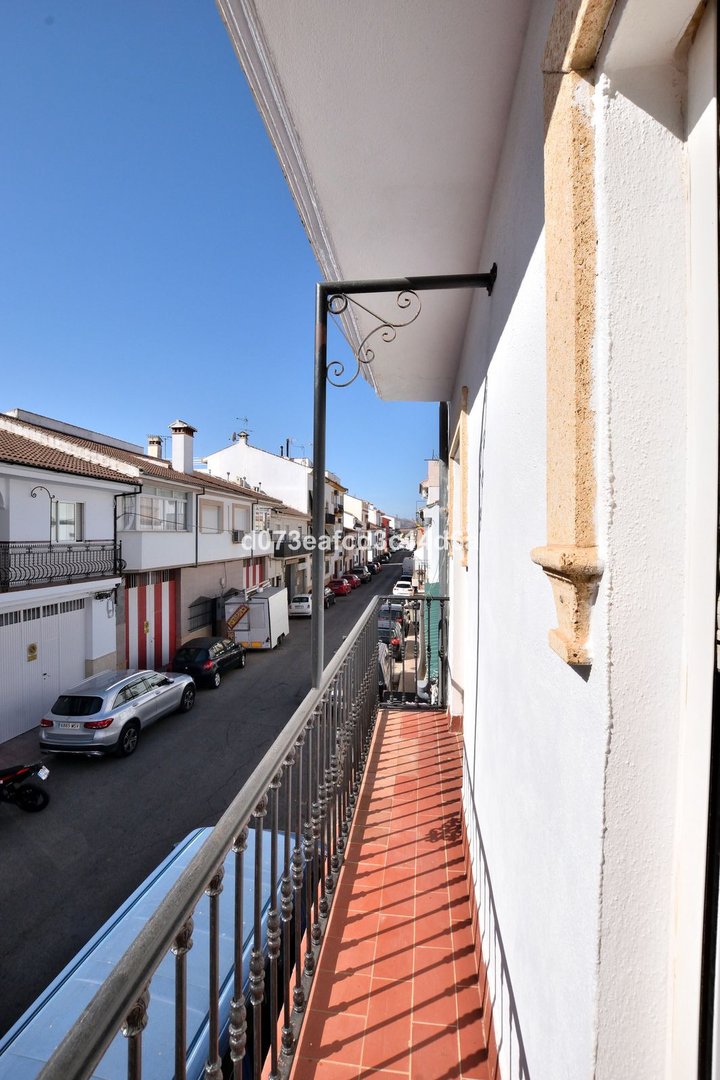 11 Bed Apartment Complex in Ronda