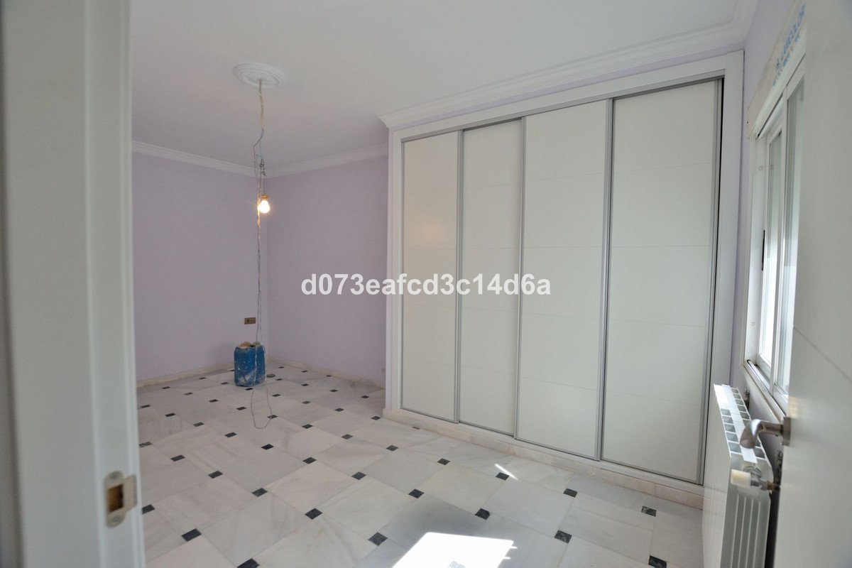 11 Bed Apartment Complex in Ronda