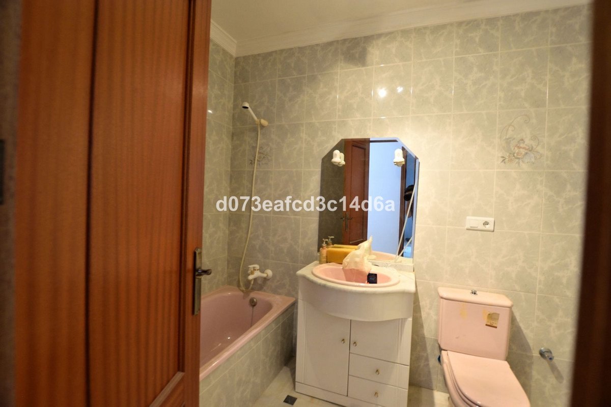 11 Bed Apartment Complex in Ronda