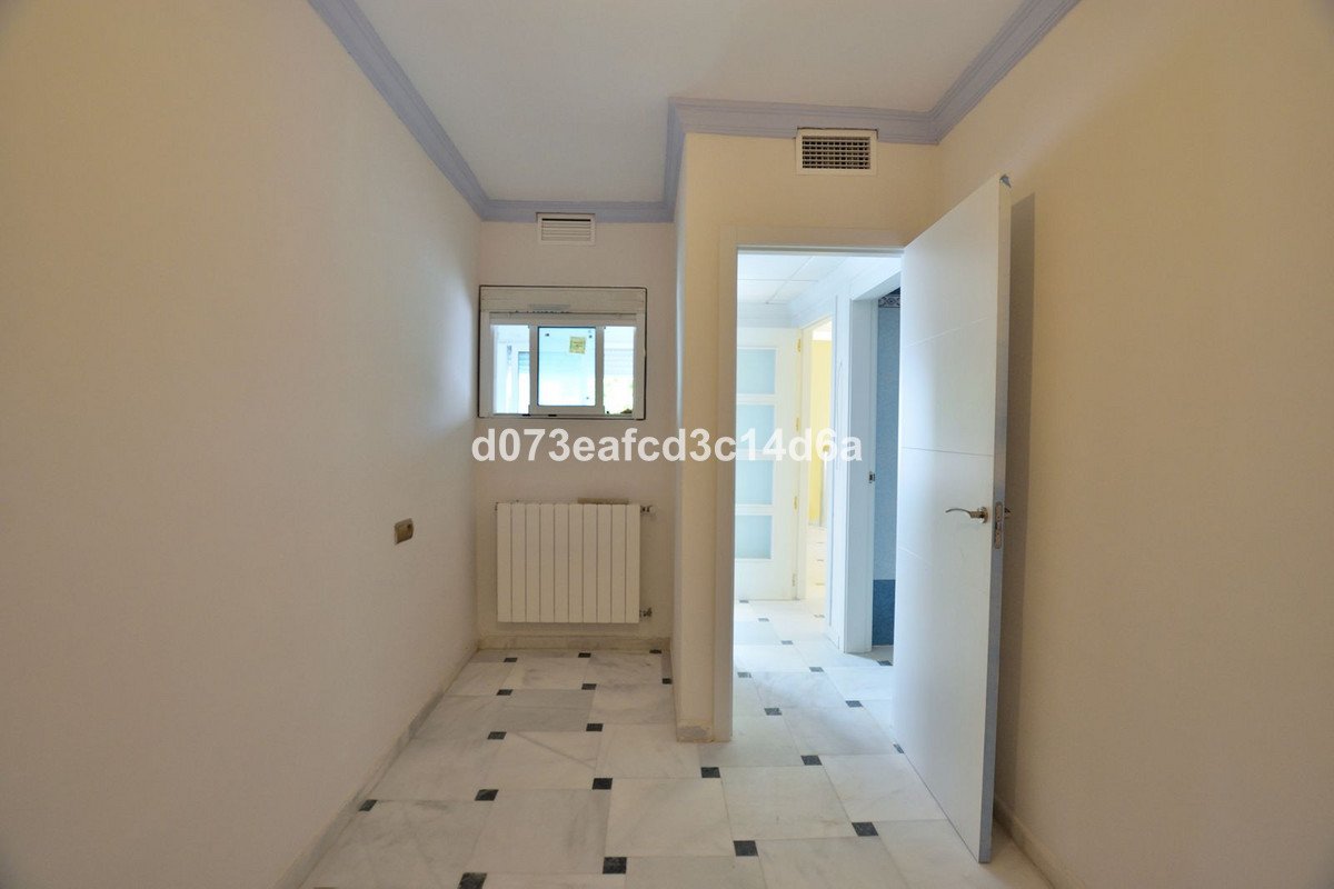 11 Bed Apartment Complex in Ronda