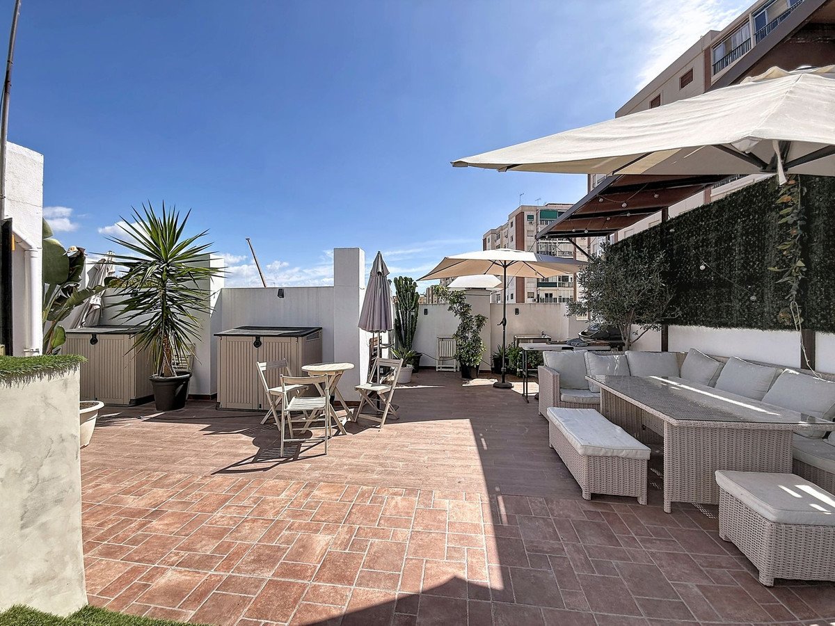 5 Bed Townhouse in Málaga Centro