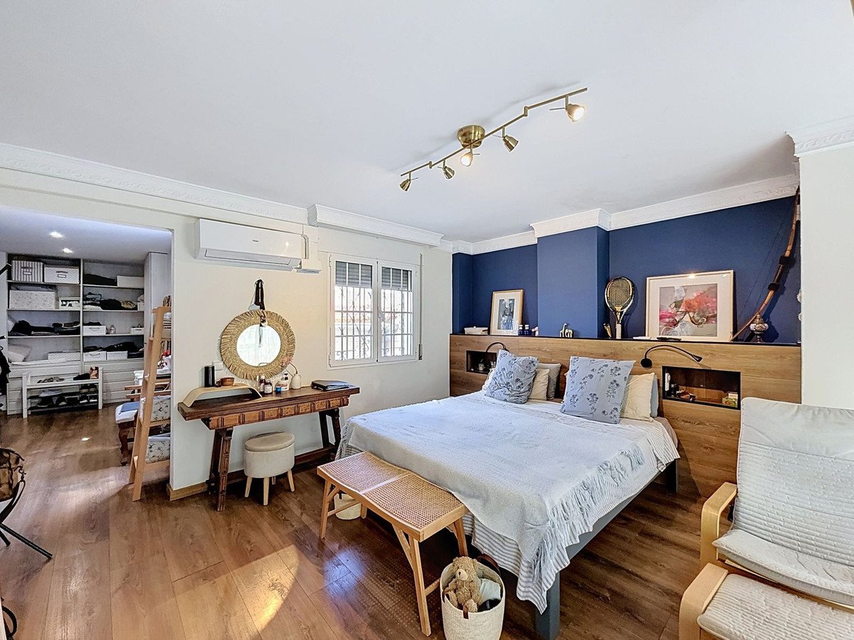 5 Bed Townhouse in Málaga Centro
