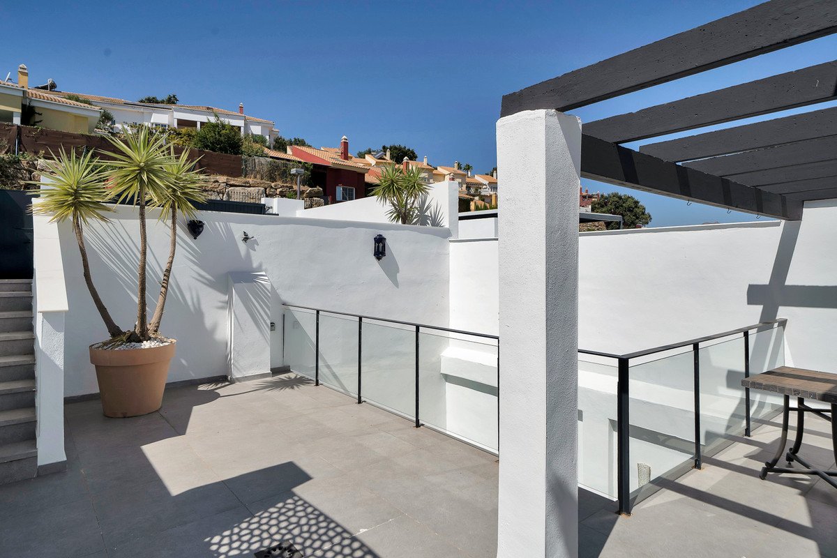 3 Bed Semi-Detached House in La Mairena