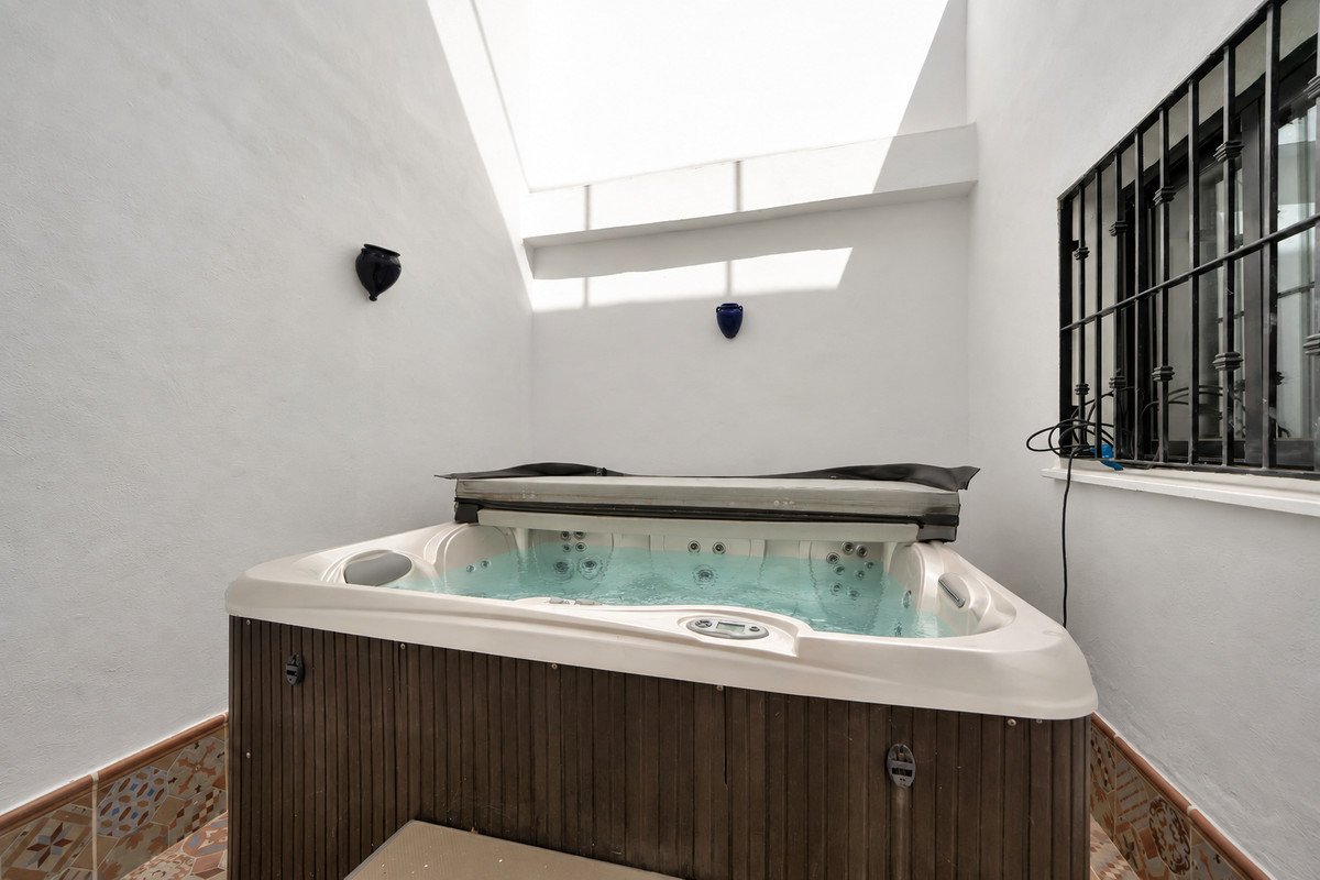 3 Bed Semi-Detached House in La Mairena