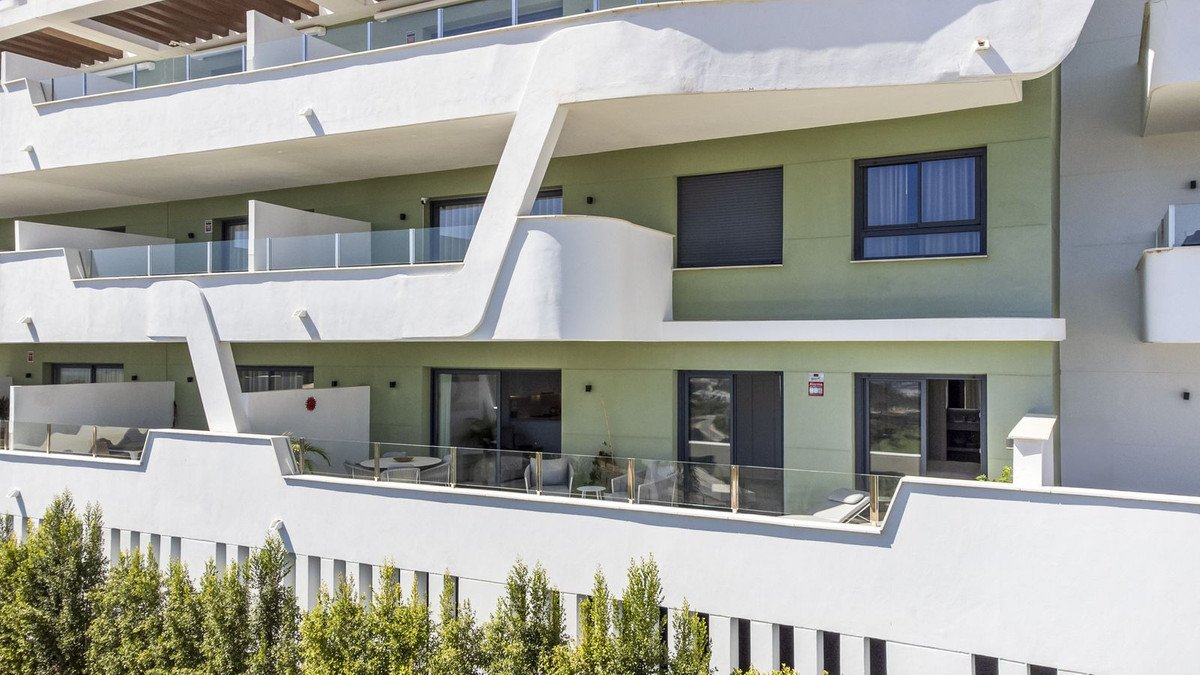2 Bed Ground Floor Apartment in La Cala de Mijas