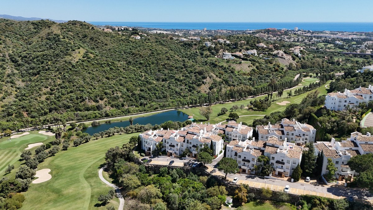 3 Bed Penthouse in Benahavís