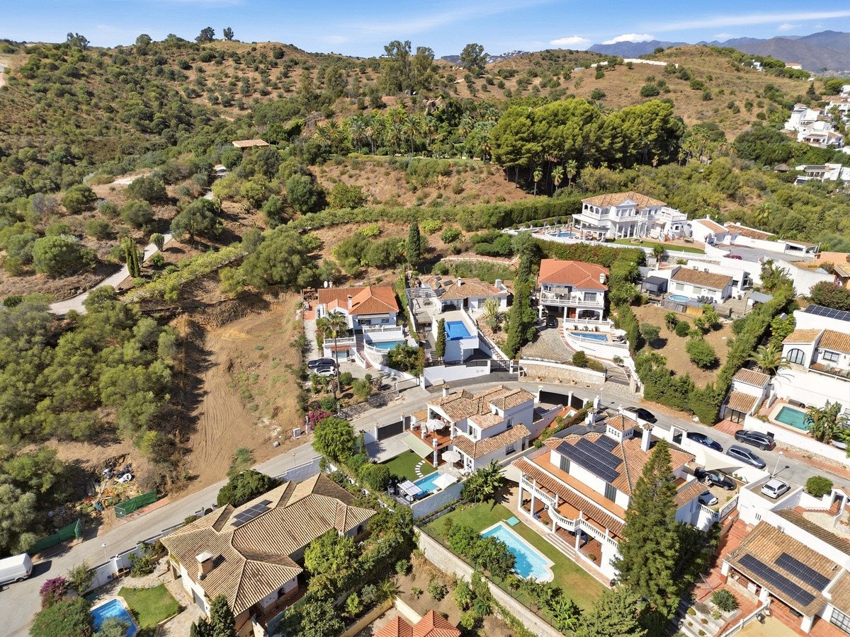 4 Bed Detached Villa in Cerros del Aguila