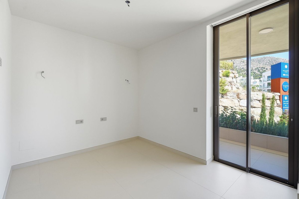 3 Bed Middle Floor Apartment in Fuengirola