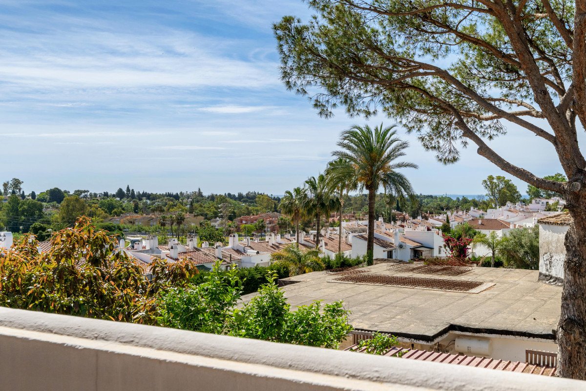 3 Bed Detached Villa in Estepona