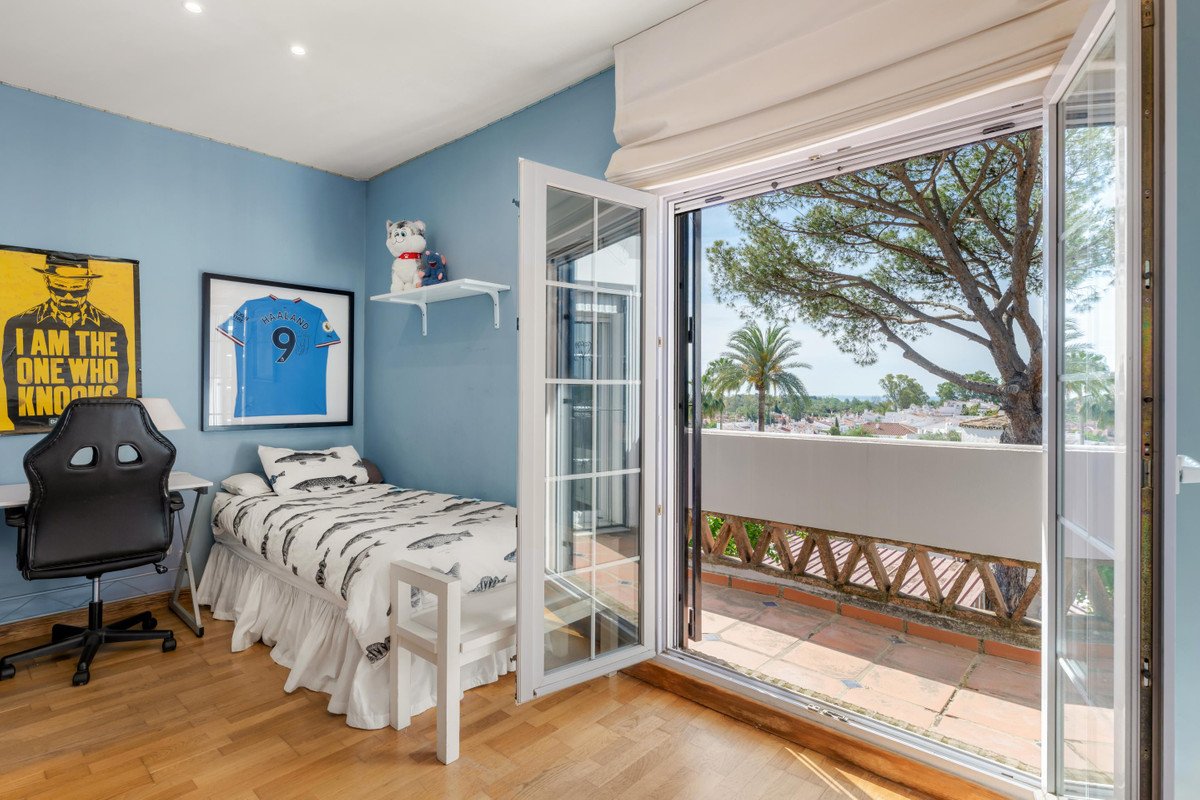 3 Bed Detached Villa in Estepona