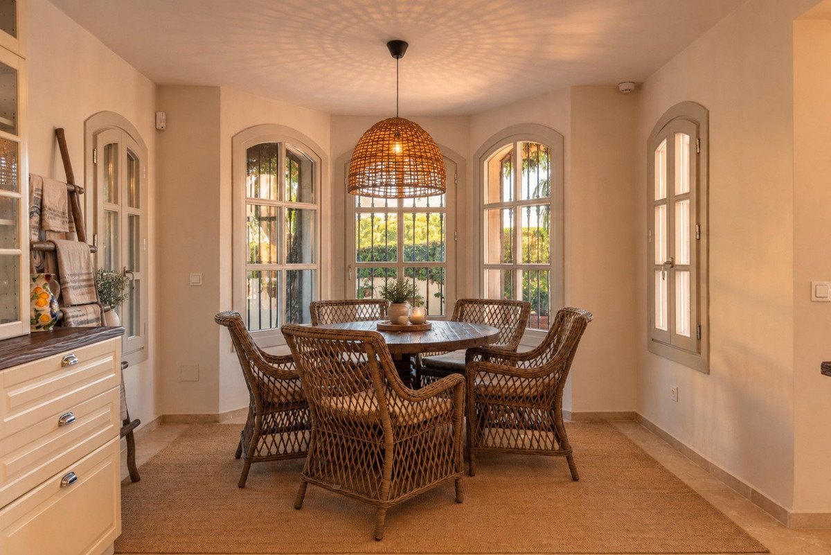 3 Bed Detached Villa in Marbella