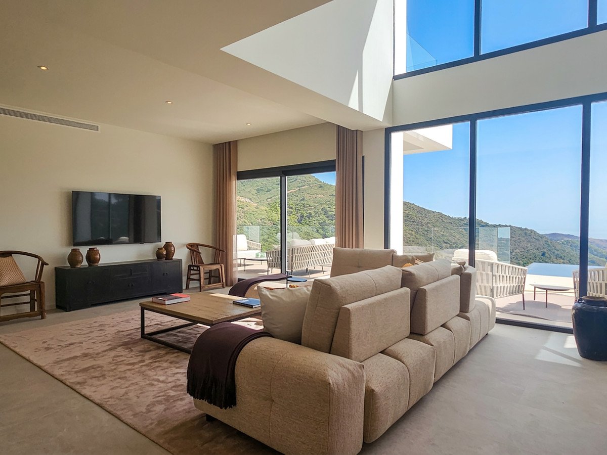 5 Bed Detached Villa in Benahavís