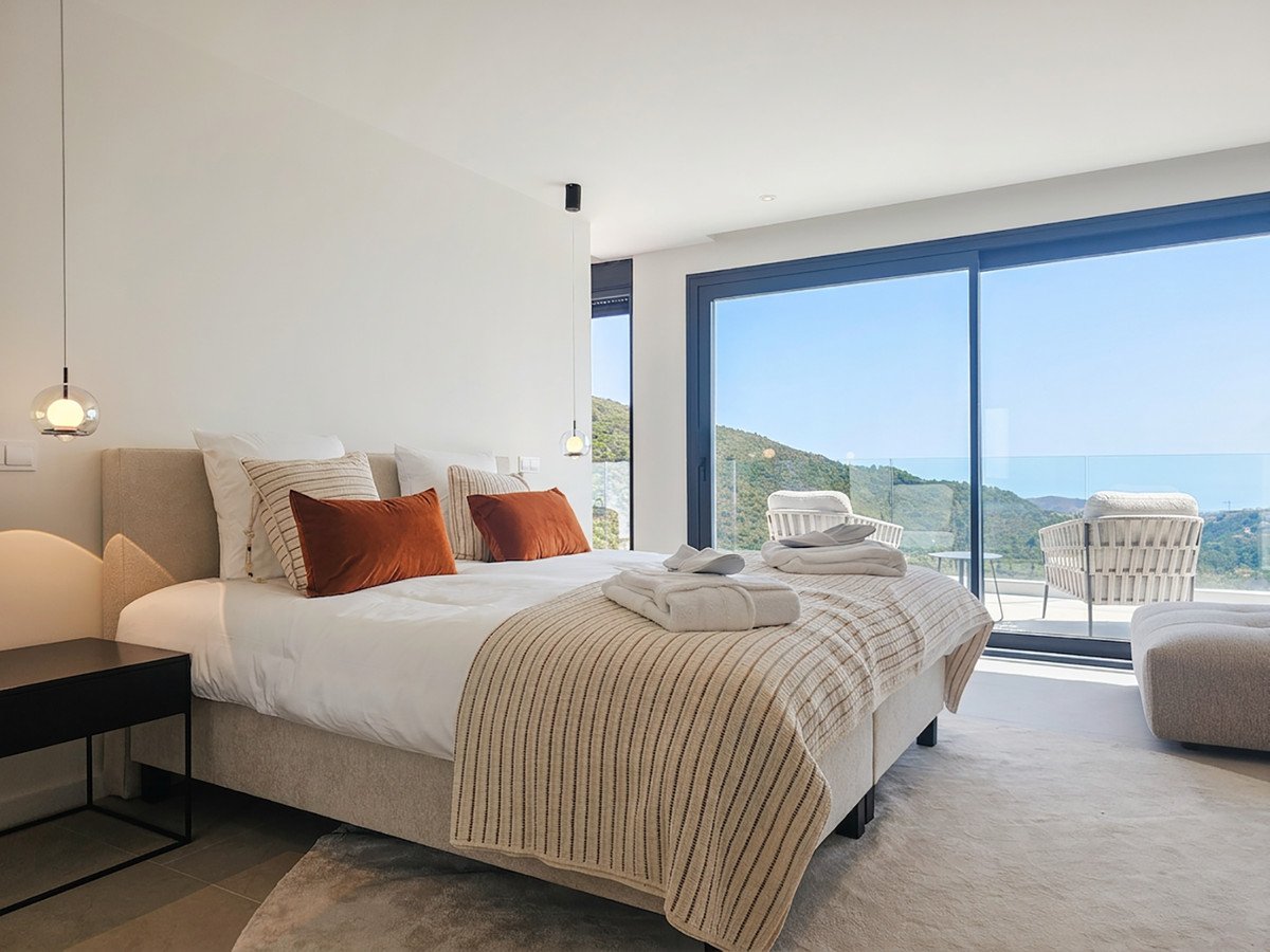 5 Bed Detached Villa in Benahavís