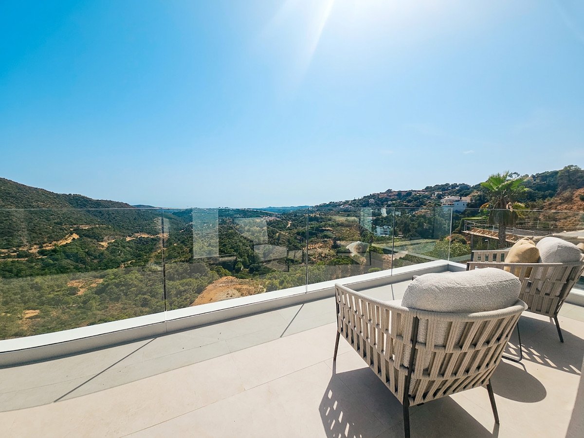 5 Bed Detached Villa in Benahavís