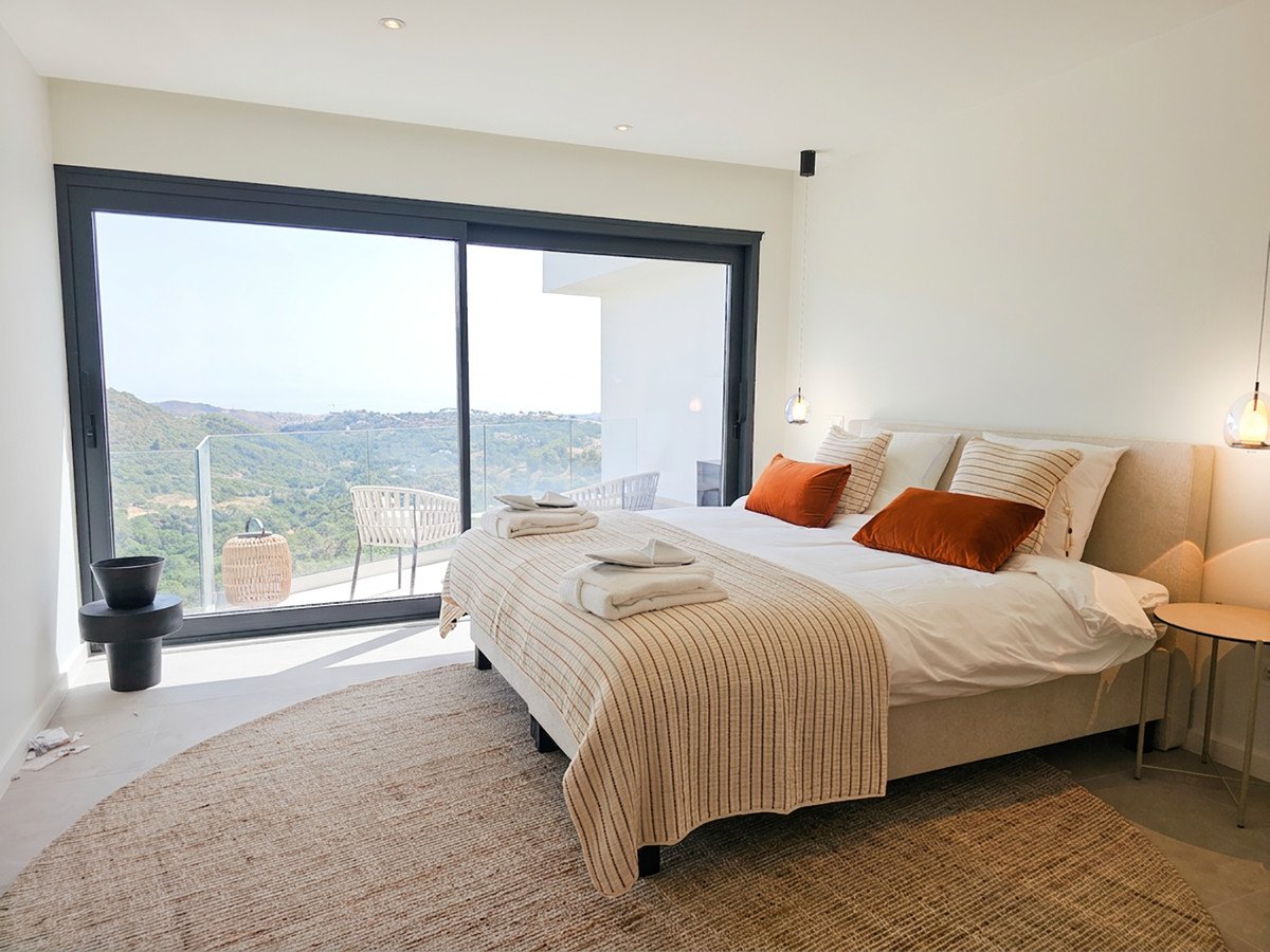 5 Bed Detached Villa in Benahavís