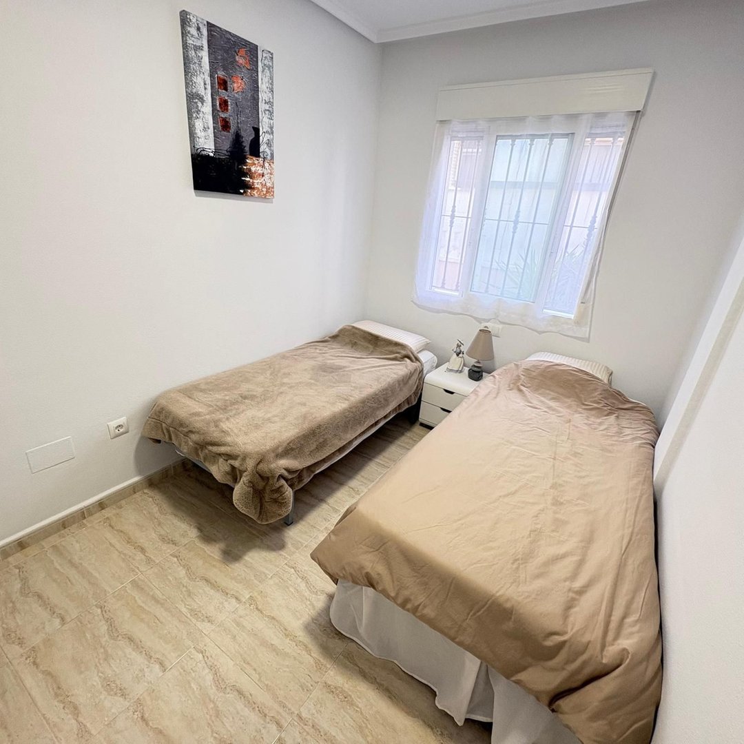 2 Bed Ground Floor Apartment in Orihuela Costa